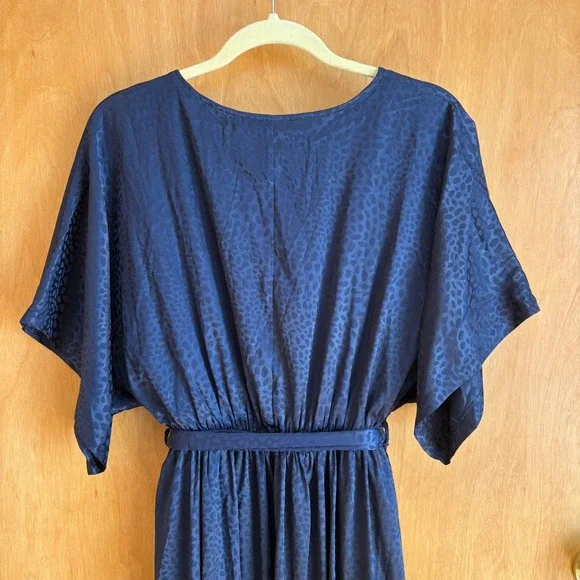 Baltic Born Maxi Dress Womens Medium Navy Blue Leopard Jacquard Wrap V-Neck New - Picture 7 of 8